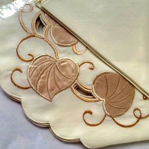 NEW PLACEMATS Set of Four Napkins and Place Set Harvest Fall Leave Ivory Cotton